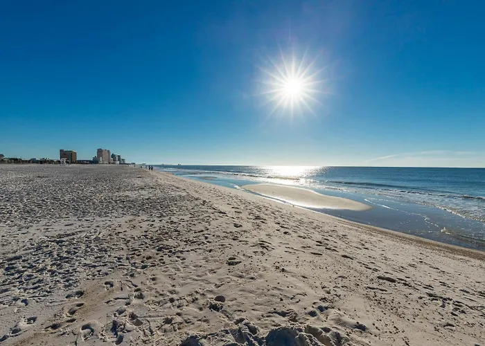 Apartment Island Winds East 109